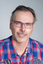 Dr. Helmut GAUSTER